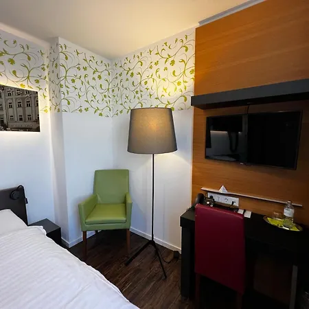 Hotel H+ Ried 4*