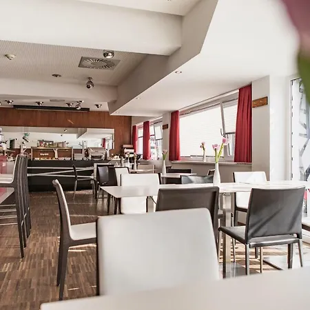 Hotel H+ Ried 4*